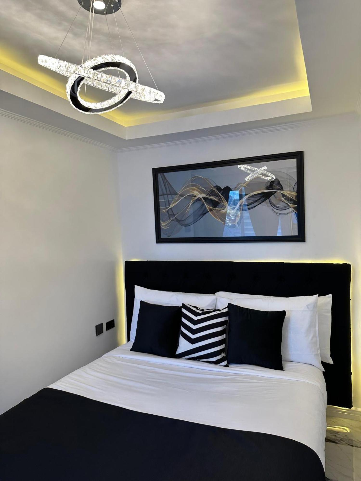 Makati Isabela Luxury Apartment Manila Exterior photo